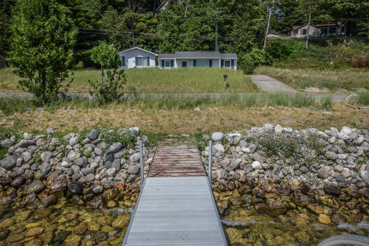 Dune Grass Shores Beulah Екстериор снимка